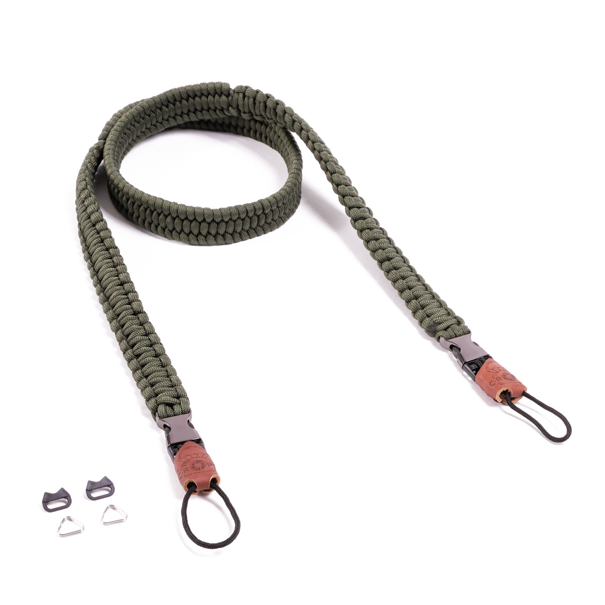 Abgebildet ist der C-Rope Kameragurt The Traveler aus Paracord in der Farbe Military Olive.