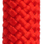 Leuchtend rotes Kletterseil-Swatch Bright Red für Loop und Climber; auffällige Farbe, dicht geflochten, sicherer Grip für Kamera-Tragegurte.