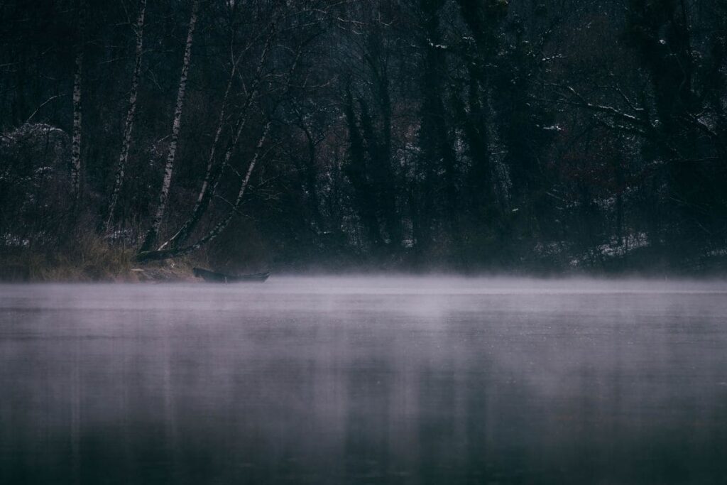 Damit sich kein Wasser auf deiner Kameralinse vom Nebel absetzt, wische die Kamera mit einem Mikrofasertuch trocken | C-Rope Kamerazubehör